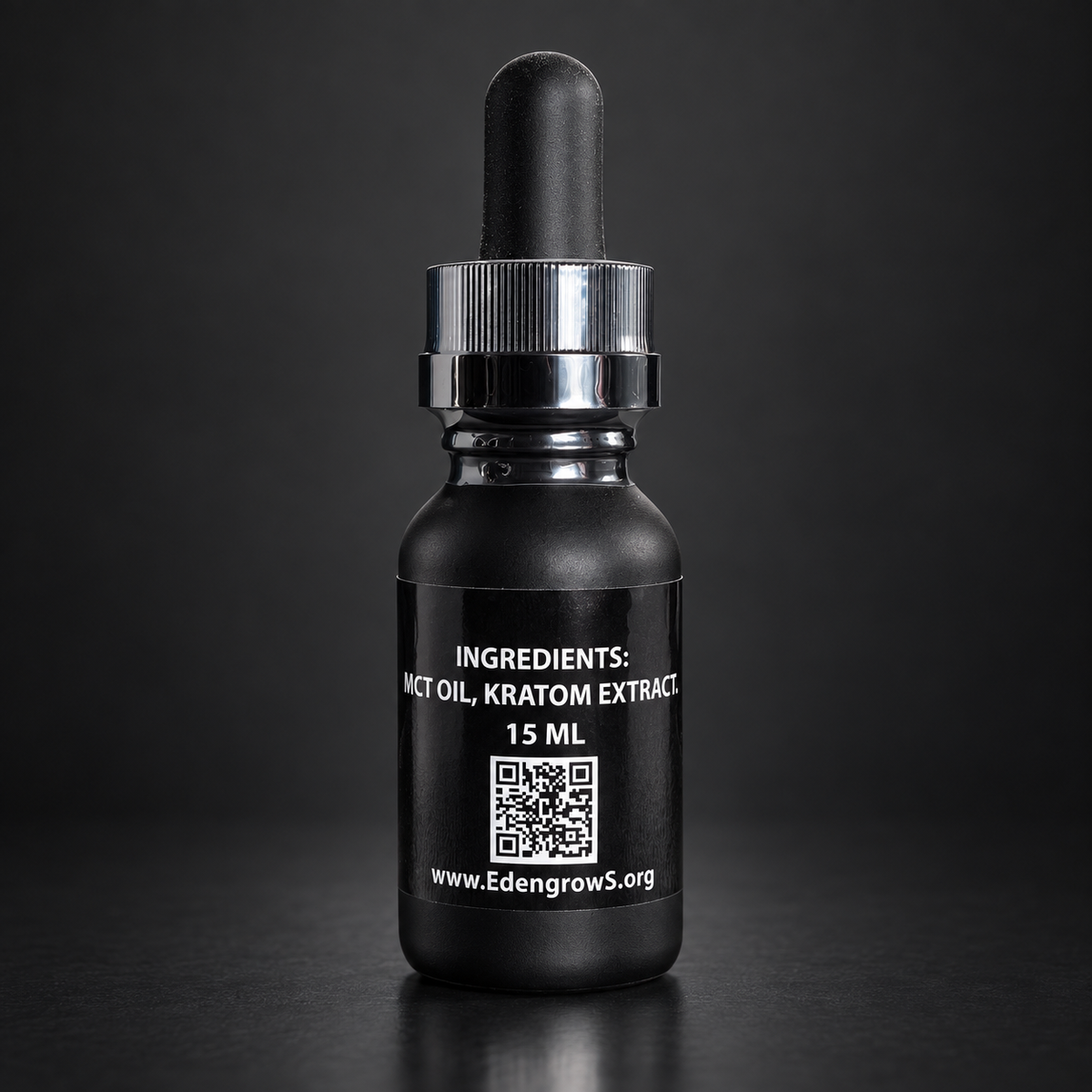 Back label of EdengrowS kratom extract tincture: MCT oil and kratom extract, 15 ml