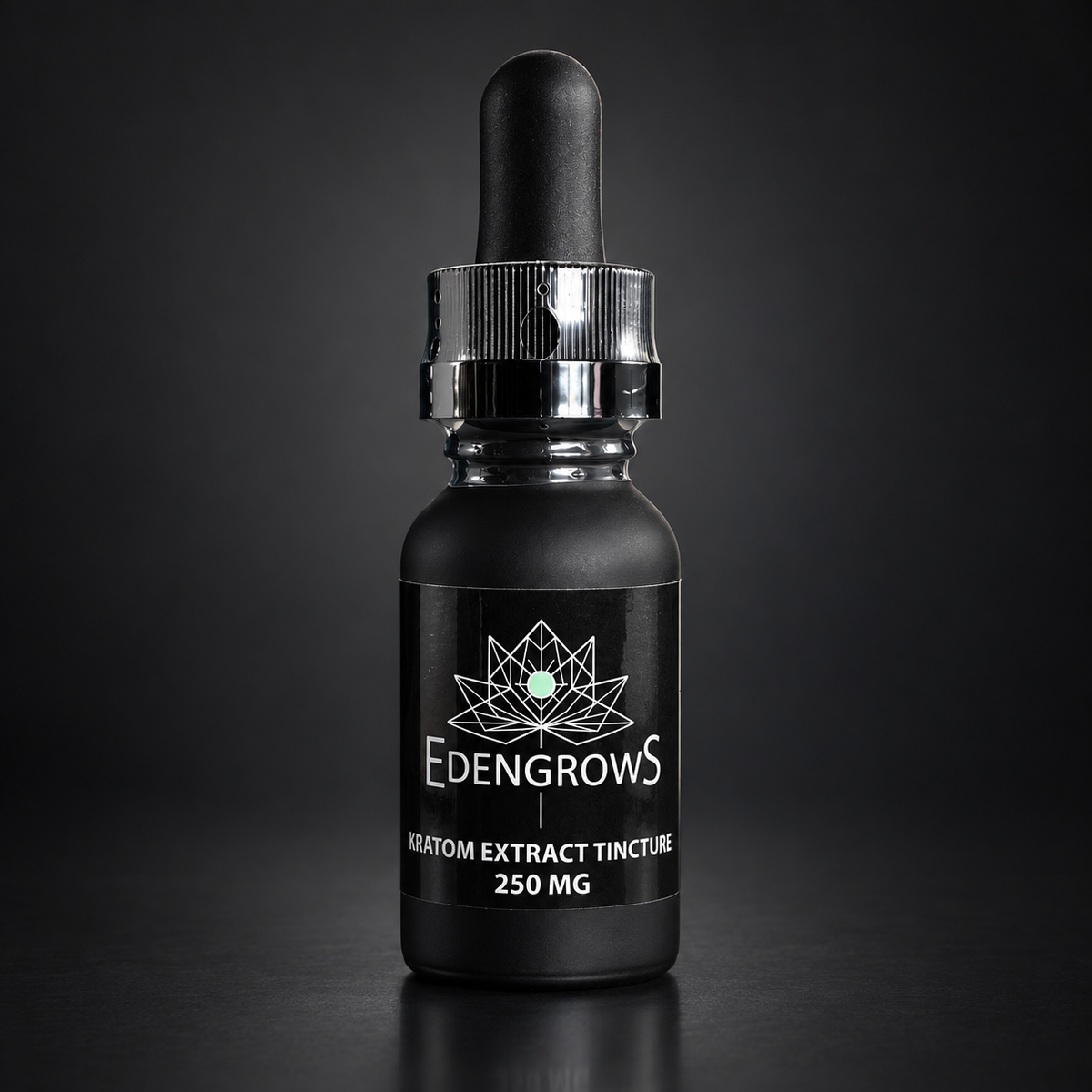 EdengrowS Kratom Extract Tincture 250 mg, 15 ml black dropper bottle, front label