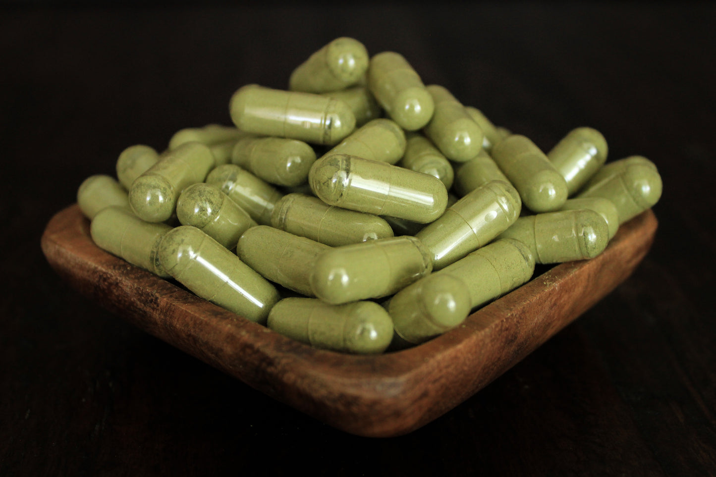 Super green vein kratom capsules